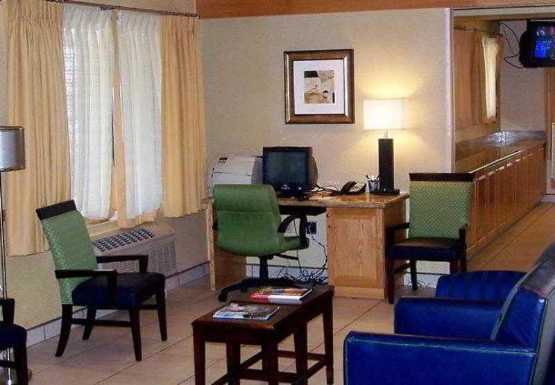 Springhill Phoenix Glendale/peoria Hotel 3*